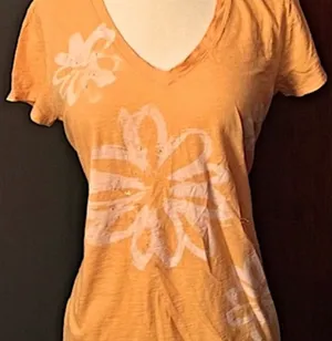 Old Navy Vintage Floral Graphic V-Neck Orange Boho Y2K Tee thumbnail 1
