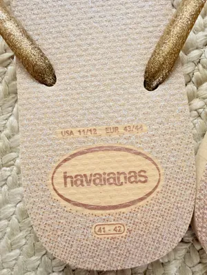 Havaianas Slim Gloss Flip Flops with Gold Glitter Straps 11/12 thumbnail 5