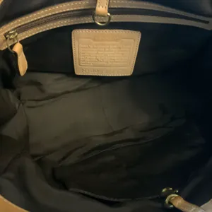 Coach Signature C White/Tan/White Trim Purse Tote Bag thumbnail 5