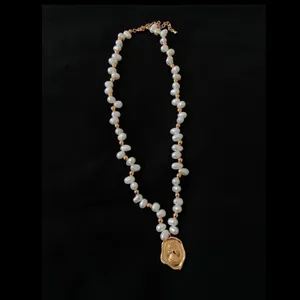 NEW Queen Pendant Necklace Real 18k Gold Sterling Silver Real Pearl Jewelry thumbnail 3