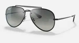 Ray-Ban Sunglasses thumbnail 1