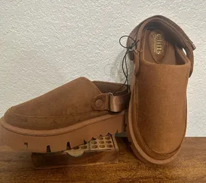 Cliffs by WHITE MOUNTAIN Women’s Suede Platform Clog in Brown thumbnail 1