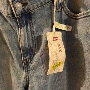 NWT Levis Strauss & co women's blue jeans size 14 thumbnail 3