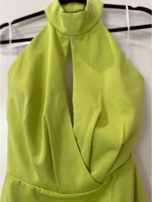 Elliatt Mini Halter Green Dress  thumbnail 3
