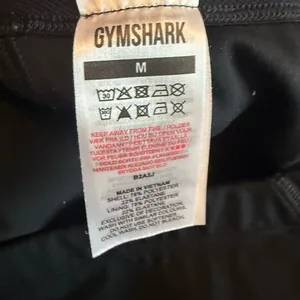 Gymshark bandeau bra! Cross listed on Mercari! thumbnail 3