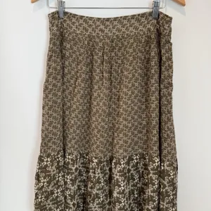Massimo Dutti Women's Maxi Skirt, Size L Brown Flowy Long Side Zip Skirt thumbnail 2