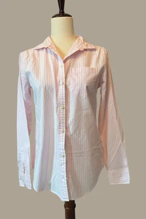 Amazon Essentials Classic Button Down Shirt XS Light Pink & thumbnail 1