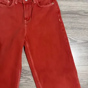 Bershka Burgundy Wide Leg Cropped Denim Jeans Contrast Stitch Mid‎ Rise Size 2 thumbnail 3