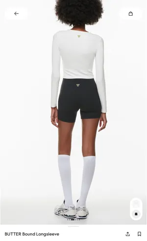Cropped Butter Long Aritzia Crewneck Sleeve Shirt thumbnail 3