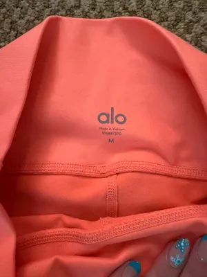 Alo Yoga Leggings thumbnail 2