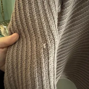 Cozy Mauve Sweater with Braided Sleeves thumbnail 3