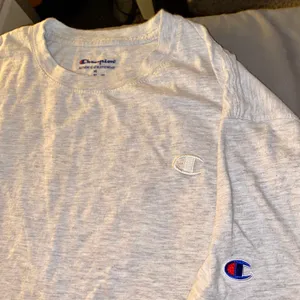 Champion T-shirt thumbnail 2