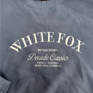 White Fox Decade Classics Essential Oversized Sweater‎ Ocean L/XL thumbnail 2