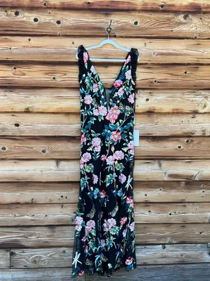 NWT Mac Duggal Embroidered Floral Plunge Neck Trumpet Gown Black Multi Size 10 thumbnail 7