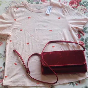 NWT Old Navy EveryWear Crew-Neck Printed T-Shirt for Women thumbnail 2