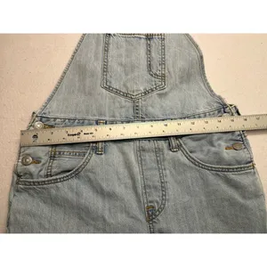 Levi’s classic slim fit light wash overalls. women’s size small. thumbnail 8