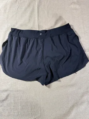 Lululemon Speed Shorts Womens Black Reflective Dots Running Lined Zip Pocket thumbnail 3