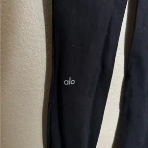 Alo Yoga Airbrush Flutter Split Flare Full Length High-Waist Legging Black Small thumbnail 5