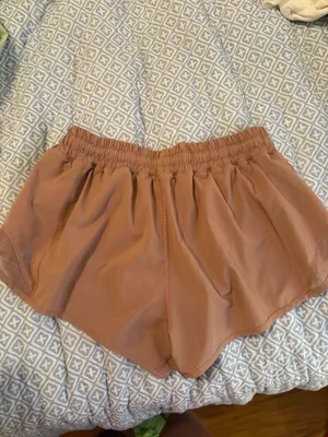 Lululemon Hotty Shorts 2.5" thumbnail 3