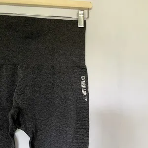 Gymshark‎ Dark Gray Laser Cutout Leggings - Size Small thumbnail 2