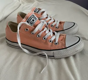 Converse All Star Peach Beam Women’s size 7 thumbnail 1