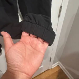 Hollister Black Joggers for Women thumbnail 5
