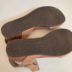 White Mountain Haines Sandals‎ Wedge Heel Shoes Tan Suede Cork Womens Size 7.5 M thumbnail 6