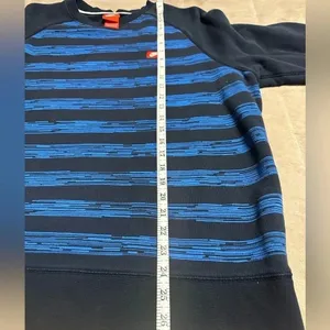 Nike Sweatshirt Size XL Men’s Women’s Crewneck Stripes Blue Pullover thumbnail 4