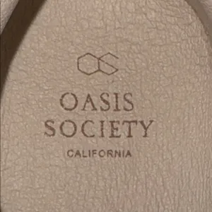 Oasis Society The 365 Stitch Platform Sneakers Ivory Vegan Leather Women’s 9 thumbnail 11