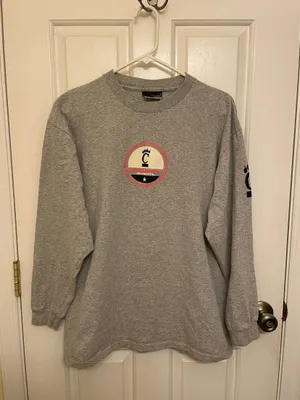 Jones & Mitchell Sportswear University Of Cincinnati Bearcats Long Sleeve Shirt thumbnail 1