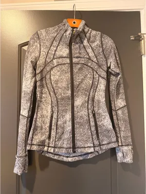 Lululemon Jacket Full-Zip thumbnail 1