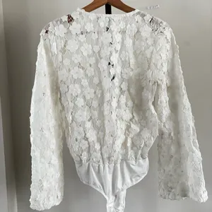 Lulus Blossom On Over White Lace Faux Wrap Long Sleeve Bodysuit Size M thumbnail 4