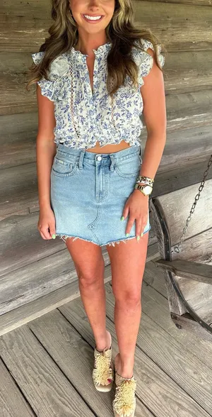 Floral Blouse Blue Size M thumbnail 1