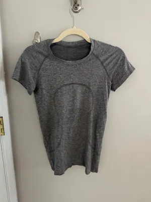Lululemon Swiftly Tech Short Sleeve thumbnail 2
