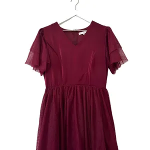 Ivy City Co Maroon Swiss Dot Flutter Sleeve Midi Dress Size Small thumbnail 6
