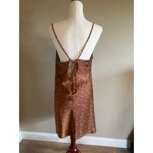 Wild Fable Brown Cherry Print Satin‎ Slip Dress Lace Trim Tie Back Large NEW thumbnail 2