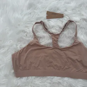 Skims Fits Everybody Racerback Bralette Mica Size 3X BR-SCN-1712 thumbnail 3
