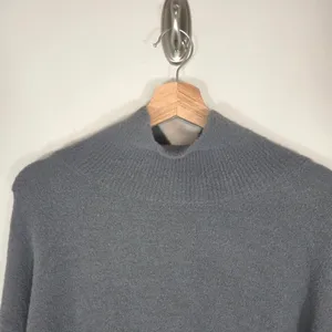 Aritzia Wilfred Free Gray Fuzzy Mock Neck Sweater M NWT Oversized Pullover thumbnail 4