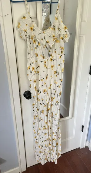 Dress thumbnail 1