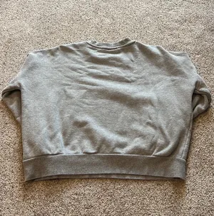 Crewneck thumbnail 3