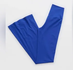 NWT OFFLINE By Aerie Real Me High Waisted Crossover Flare Legging thumbnail 4
