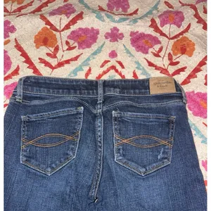 Abercrombie jeans thumbnail 5