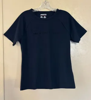 NWT Musto Women's Evolution Newport OSM 11th Hour Racing Tee sz 8 thumbnail 1