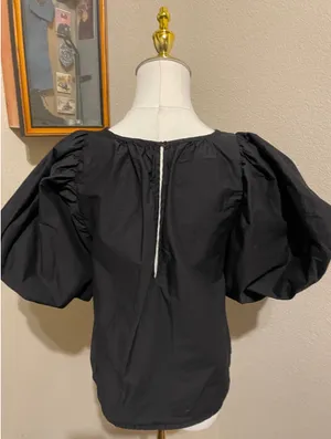 Size XS Free People puffy sleeve cropped top thumbnail 4
