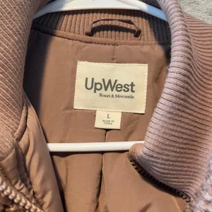 UpWest Pink Sherpa Bomber Jacket‎ Size Large Pink Mauve thumbnail 3