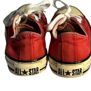 Converse All Stars Red Size Men’s 4. Women’s 6 thumbnail 4