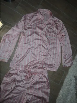 Victoria’s Secret Pink striped satin pajamas thumbnail 5