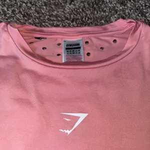 Gymshark Crop Top thumbnail 3