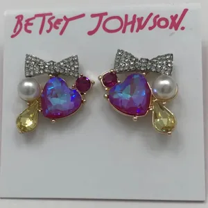 Betsey Johnson Heart & Bow Cluster Stud Earrings Crystal & Faux Pearl NWT thumbnail 5