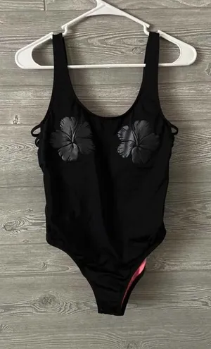 PINK VS one piece flowers black good‎ condition thumbnail 1